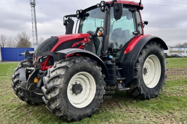 Valtra N154 A